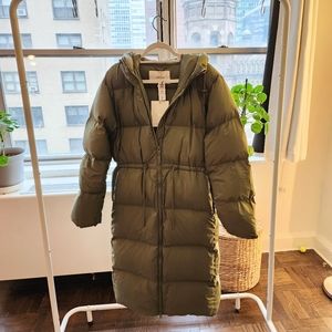 Wilfred Laramie Puffer Coat from Aritzia, Army Green, Medium